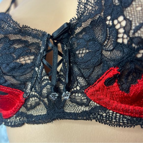 Victoriaβs Secret bra diamonds red black lace bling tie shimmer shiny y2k β€οΈππ - Picture 5 of 12